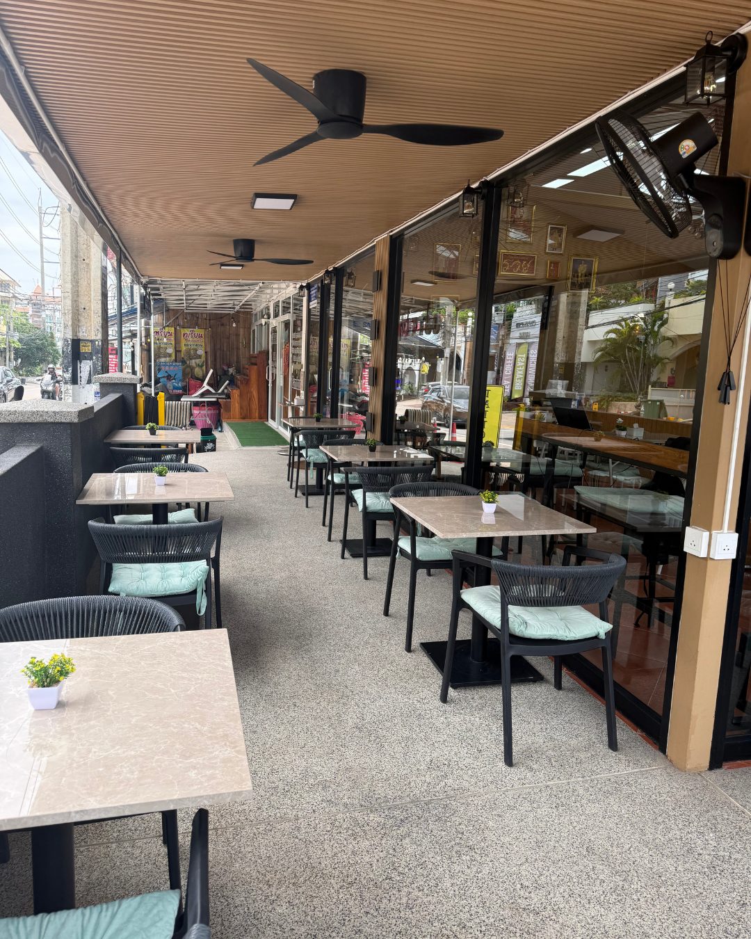 Terrace seating at Cansa Healthy Restaurant & Cafe, Pattaya